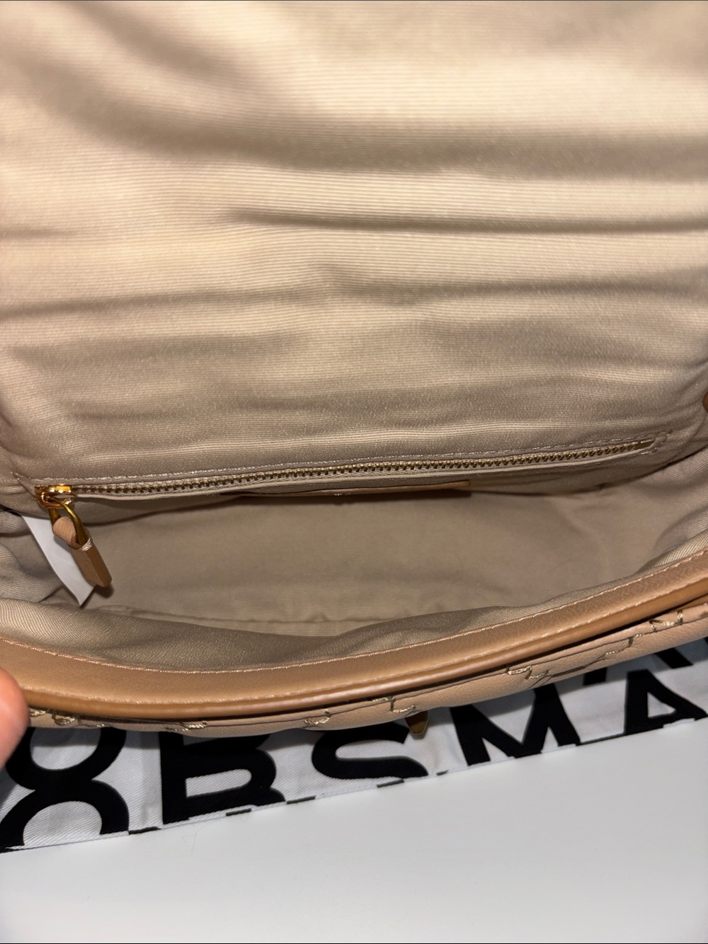 Marc Jacobs Quilted Leather Shoulder Bag - Picture 7 of 12